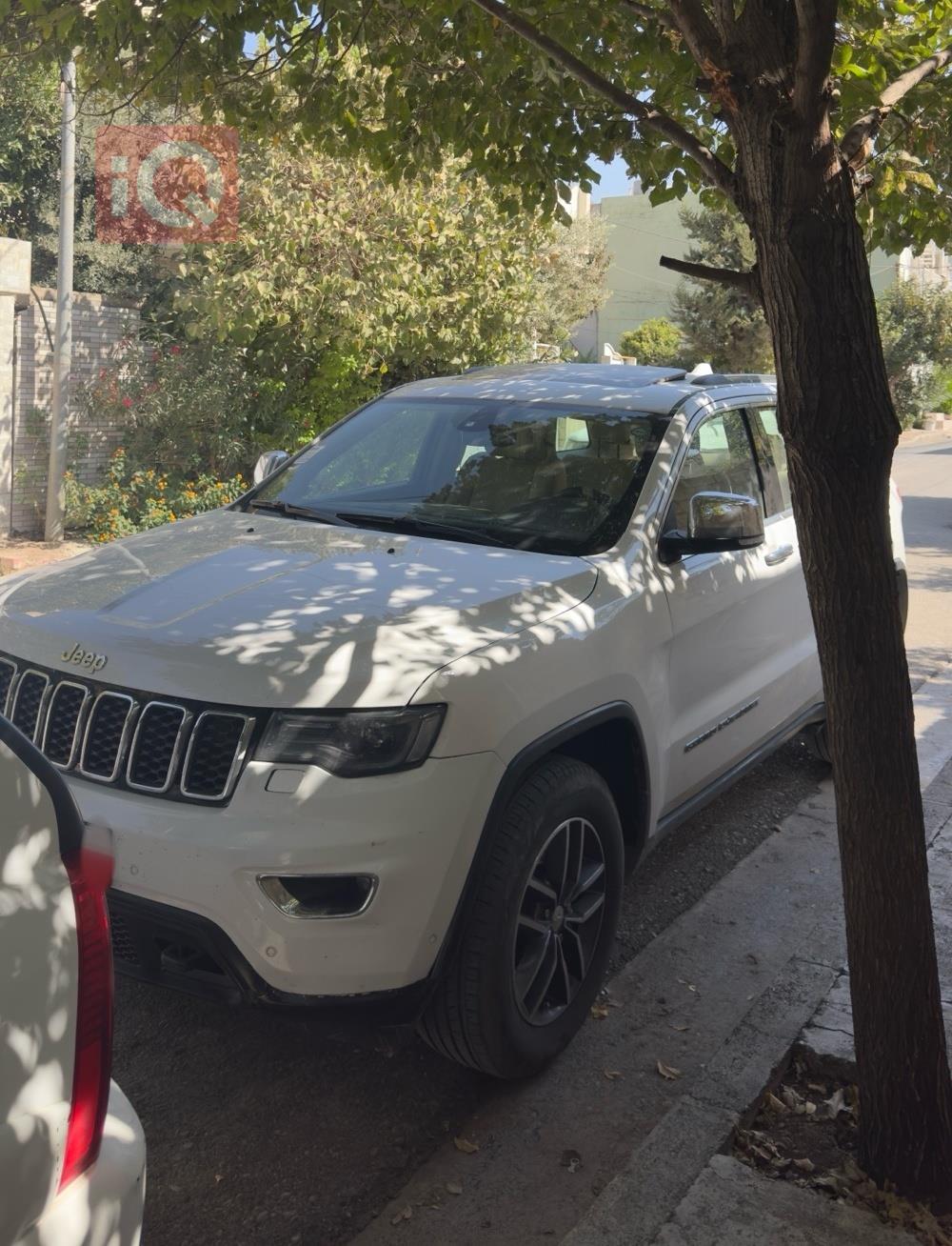 جيب جراند شيروكي